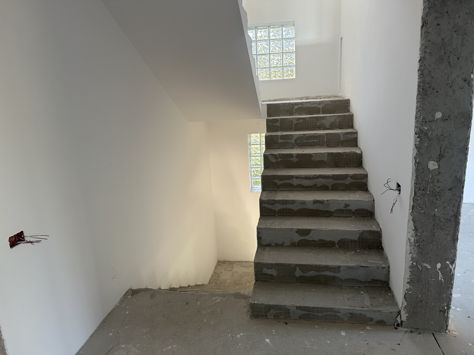 CORBEANCA-PARADISUL VERDE, VILA P+E+M 507 MP, LOT 1095 MP, LA PADURE!