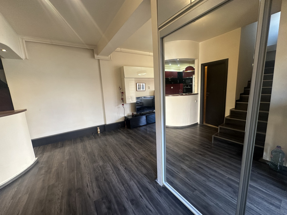 CORBEANCA, DUPLEX P+E+M, CURTE PROPRIE! 