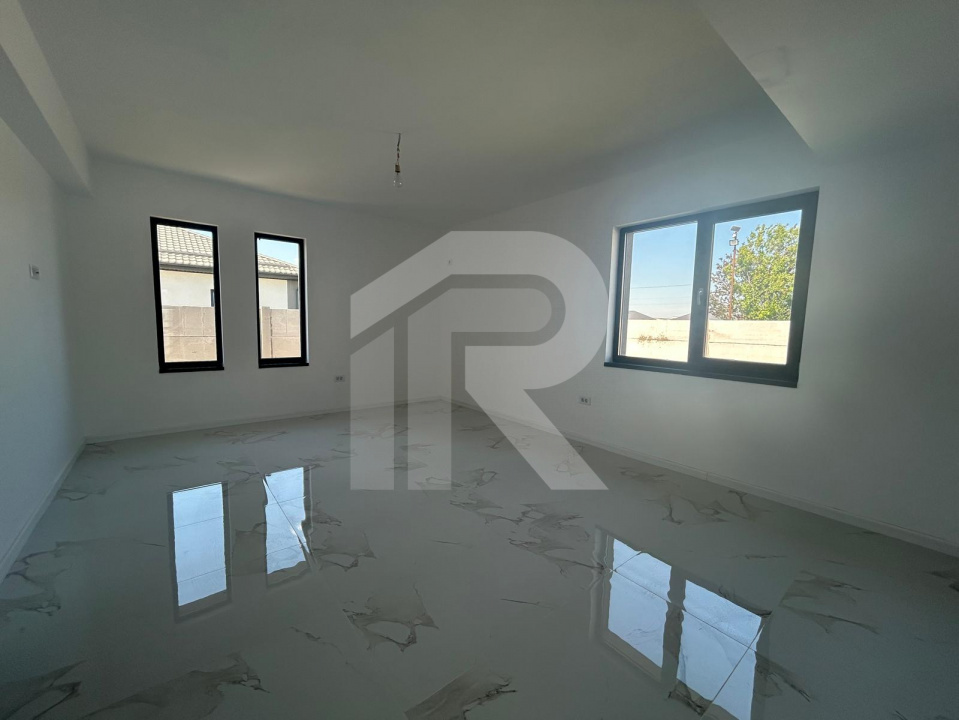 Casa individuala, 4 camere+ parcare, curte proprie 380 mp Bragadiru