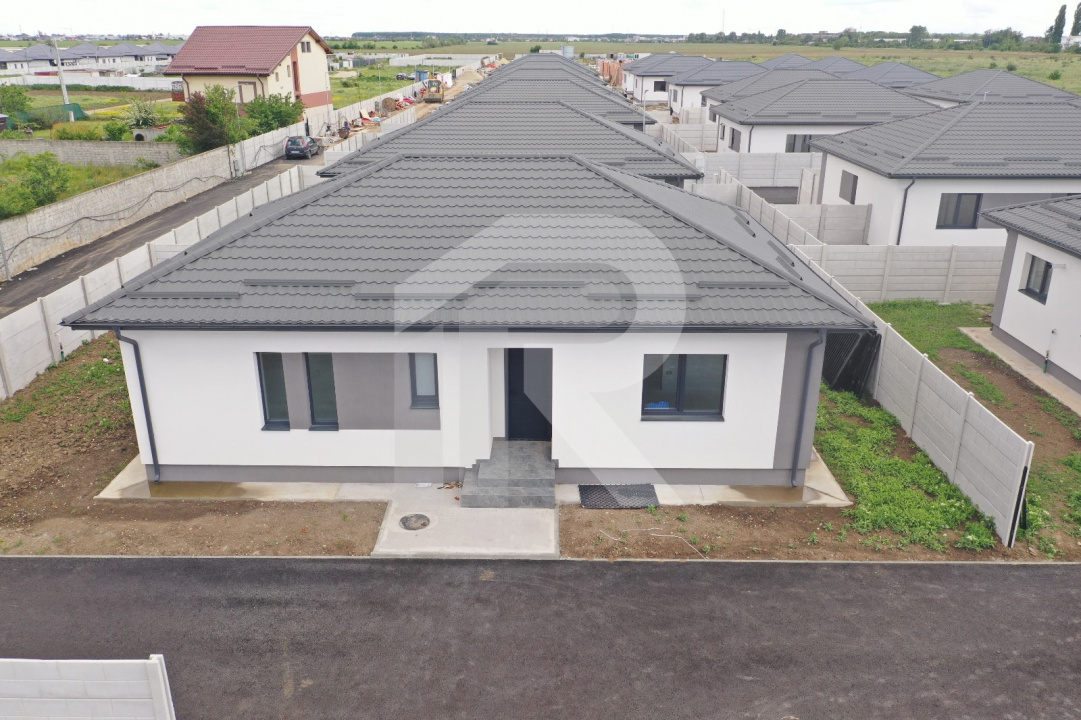 Casa individuala, 4 camere+ parcare, curte proprie 380 mp Bragadiru