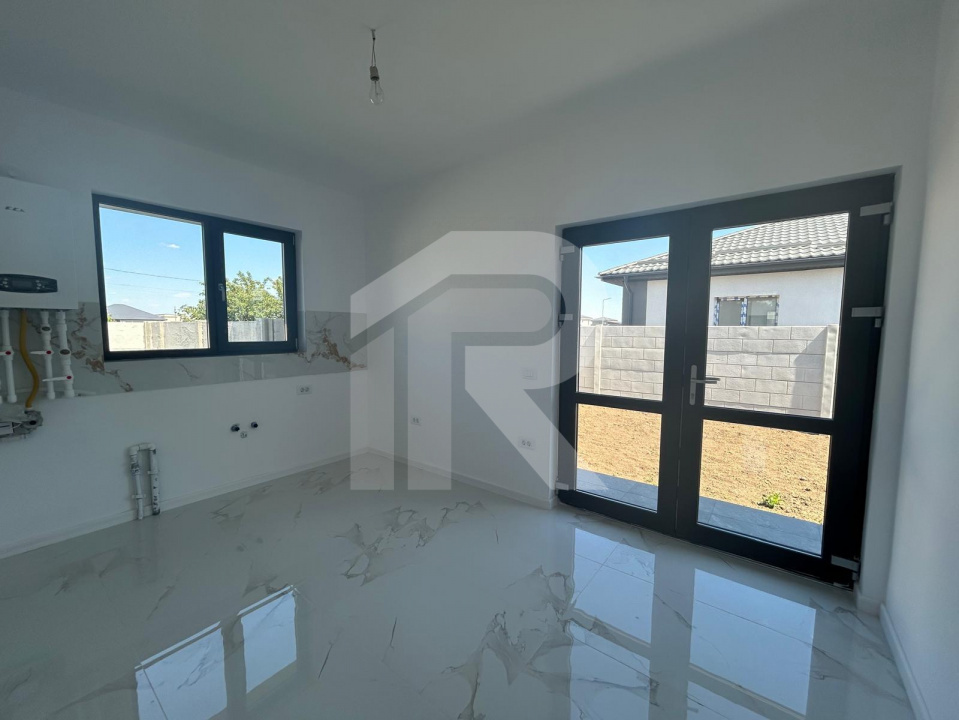 Casa individuala, 4 camere+ parcare, curte proprie 380 mp Bragadiru