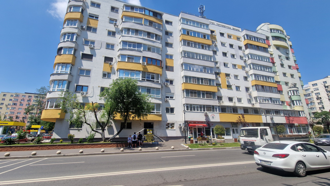 Spațiu comercial , Șoseaua Sălaj, locație premium, fost salon infrumusetare !