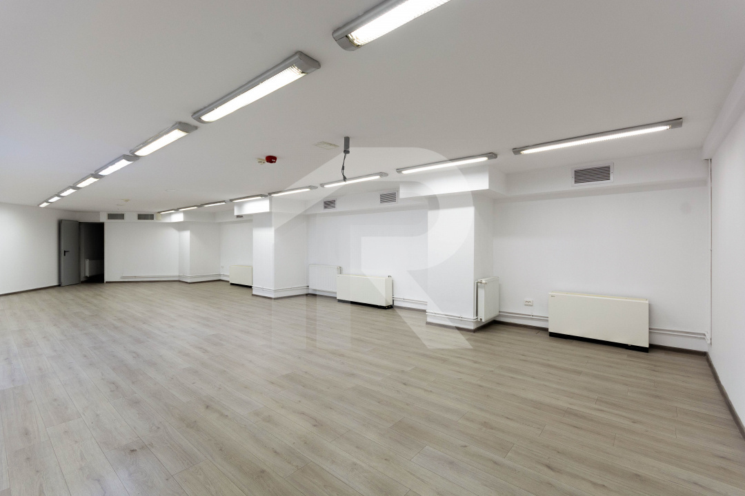 Spațiu subsol | Vitan Center | 100 mp | Utilitati incluse