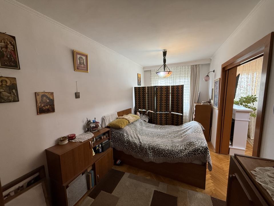 Apartament 4 camere, langa Parc, 97 mp