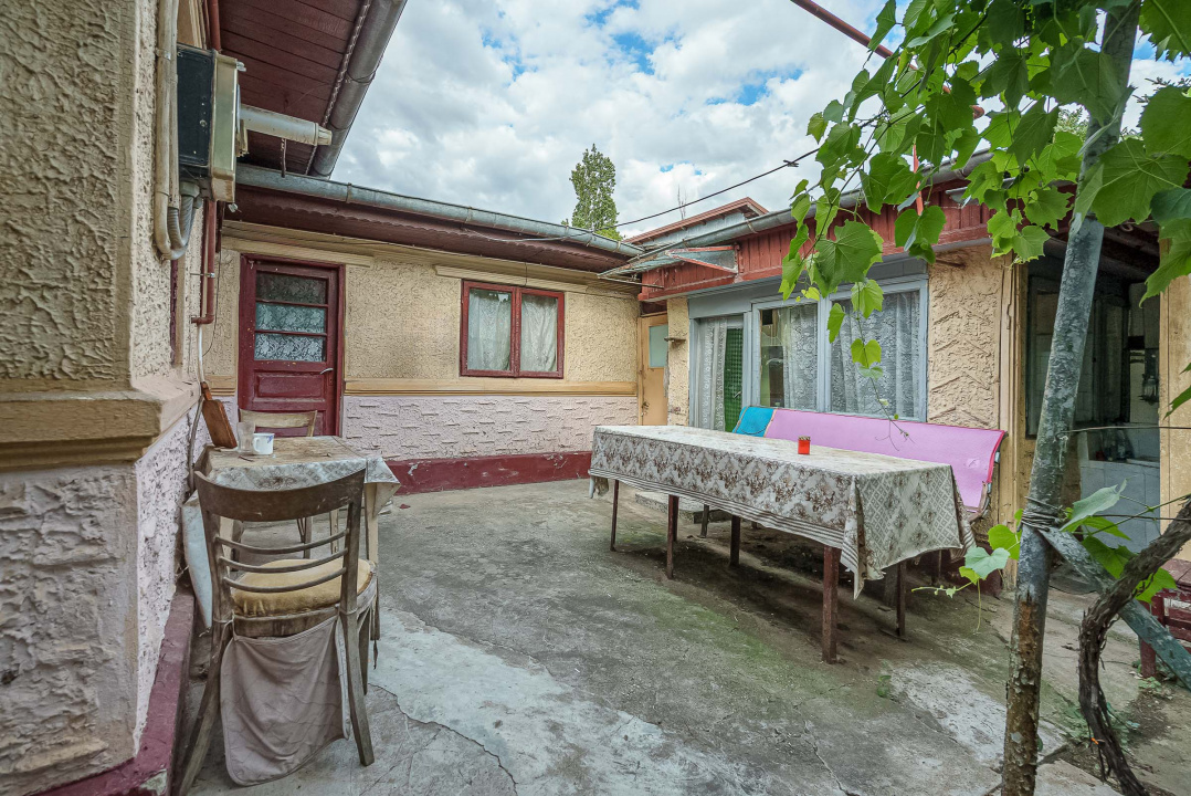 COLENTINA - POEZIEI, CASA RENOVABILA 120 MP, LOT 243 MP! 