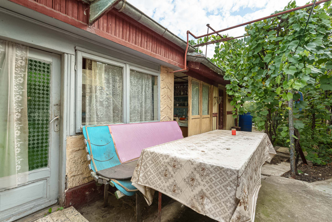 COLENTINA - POEZIEI, CASA RENOVABILA 120 MP, LOT 243 MP! 