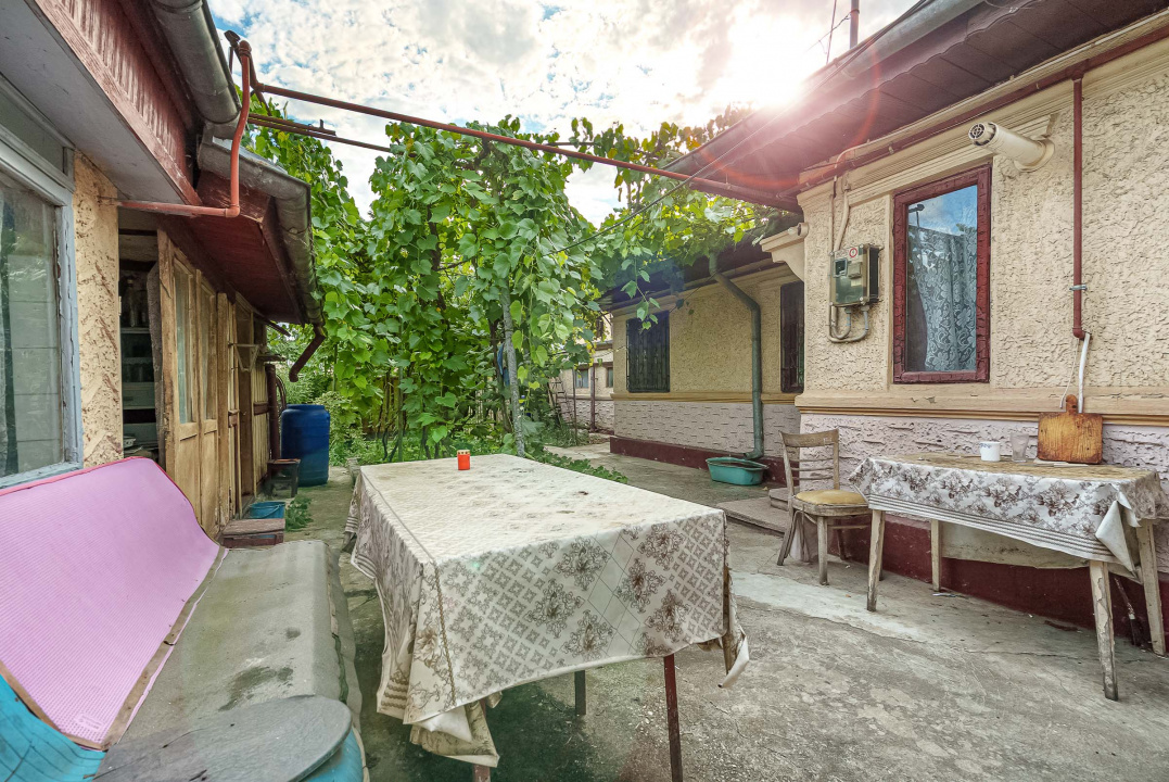 COLENTINA - POEZIEI, CASA RENOVABILA 120 MP, LOT 243 MP! 