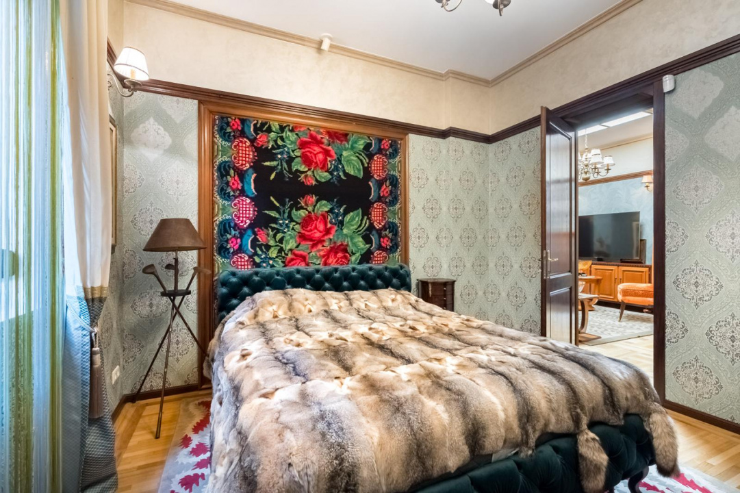 ARMENEASCA, PARTER IN BLOC ART DECO, 6 CAMERE 190 MP!