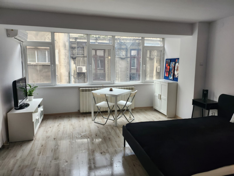 Garsonieră ultracentrală Ion Brezoianu, Cismigiu, Lipscani, Universitate 450 eur
