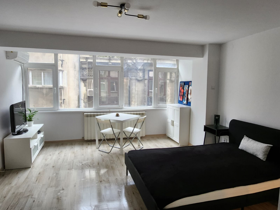 Garsonieră ultracentrală Ion Brezoianu, Cismigiu, Lipscani, Universitate 450 eur