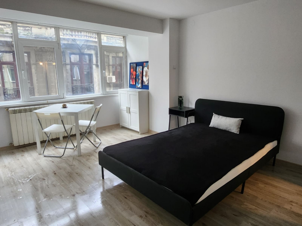 Garsonieră ultracentrală Ion Brezoianu, Cismigiu, Lipscani, Universitate 450 eur