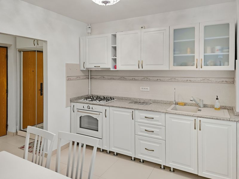 Apartament 3 camere Pantelimon Mega Mall - Mobilat elegant + Loc parcare inclus