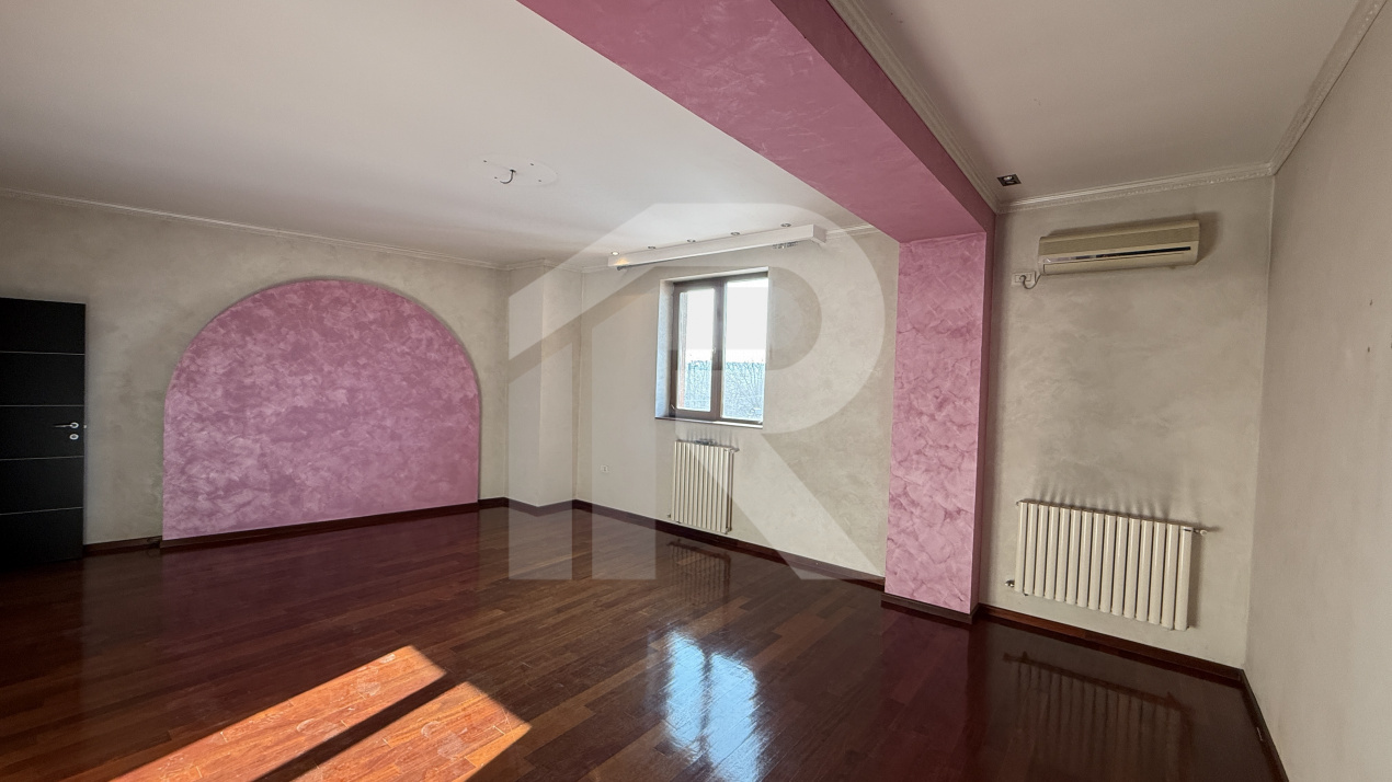 Vila premium, oportunitate rara in zona Eroii Revolutiei, Bulevardul Pieptanari