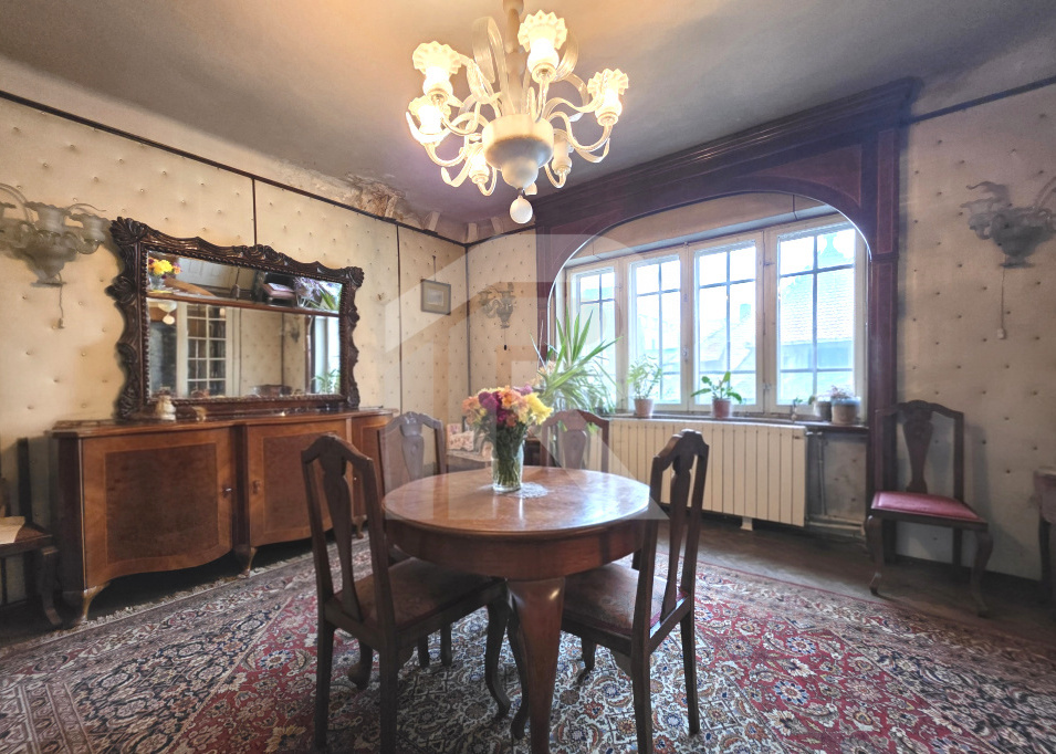 Apartament in Vila, 5 camere,  Alexandru Philippide 4, de renovat