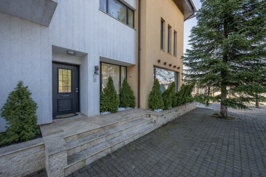 CORBEANCA - ROSE GARDEN, VILA 500 MP, LOT 1200 MP, LA CHEIE!