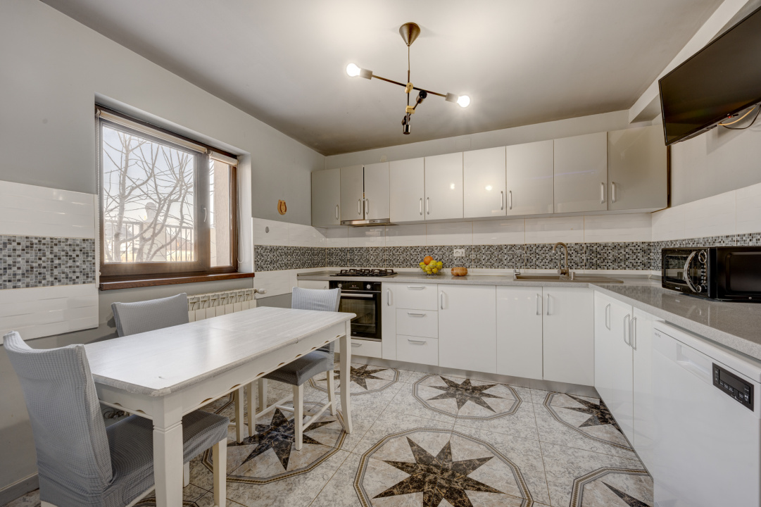 VIDRA – TOAMNEI, CASA 112 MP UTILI + POD 40 MP, LOT 320 MP!