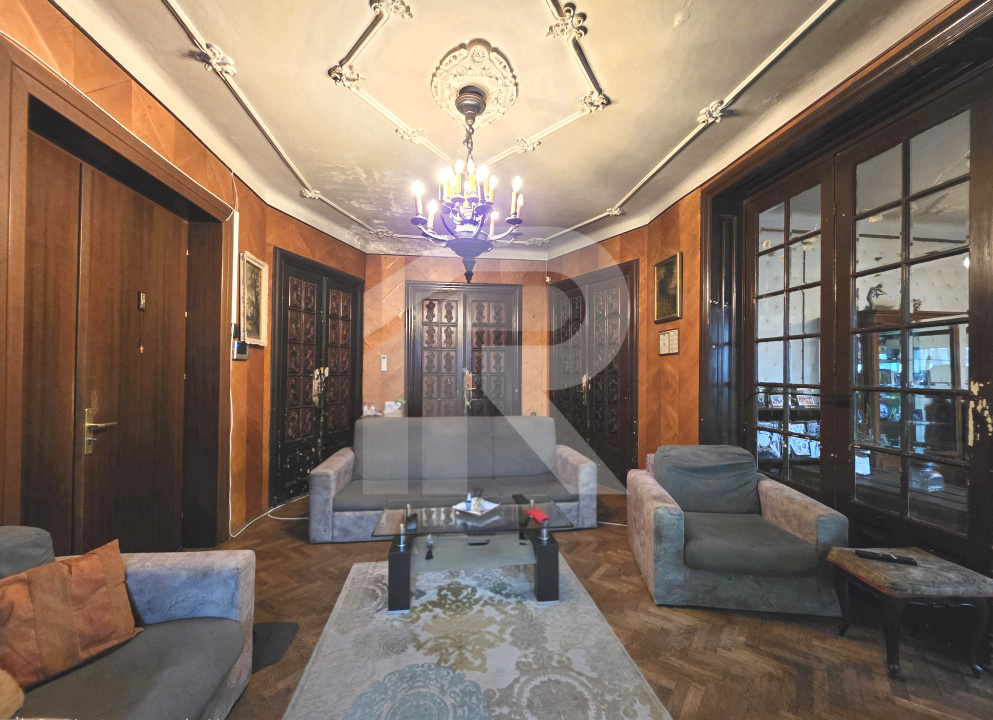 Apartament in Vila, 5 camere,  Alexandru Philippide 4, de renovat