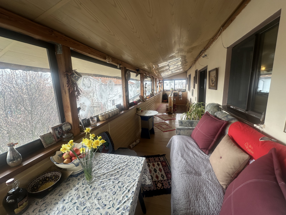 GLINA, CASA+SPATIU PRODUCTIE!