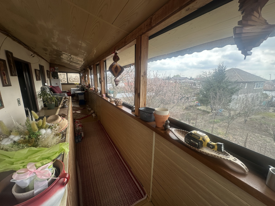 GLINA, CASA+SPATIU PRODUCTIE!