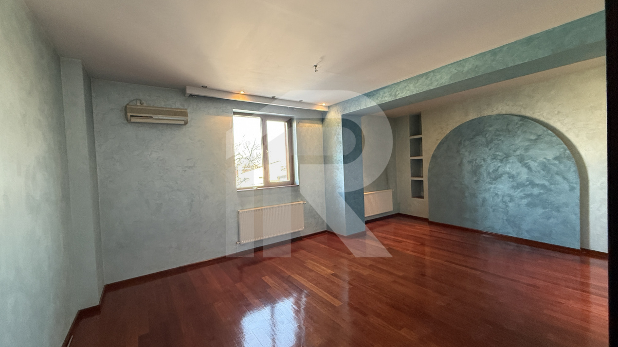 Vila premium, Eroii Revolutiei, Bulevardul Pieptanari