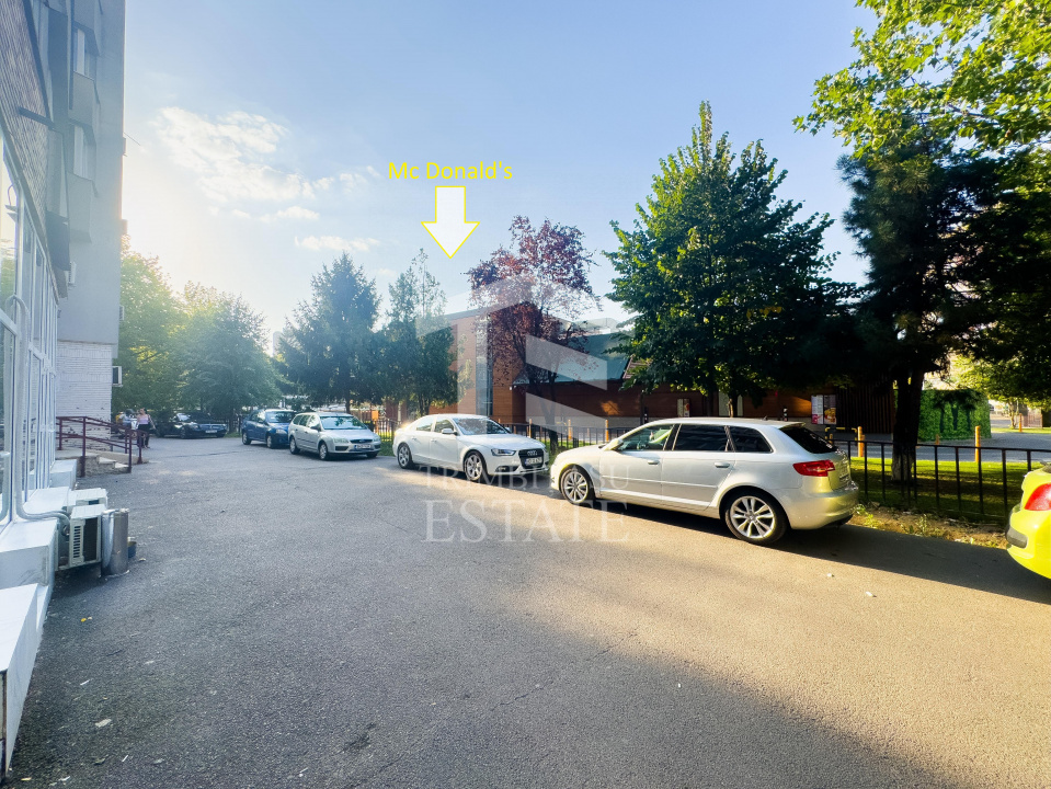 Spatiu comercial 32,2mp Dristor McDonald's Metrou Stradal Camil Ressu