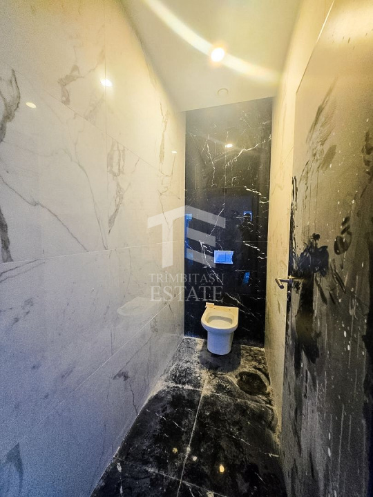 Spatiu comercial 32,2mp Dristor McDonald's Metrou Stradal Camil Ressu