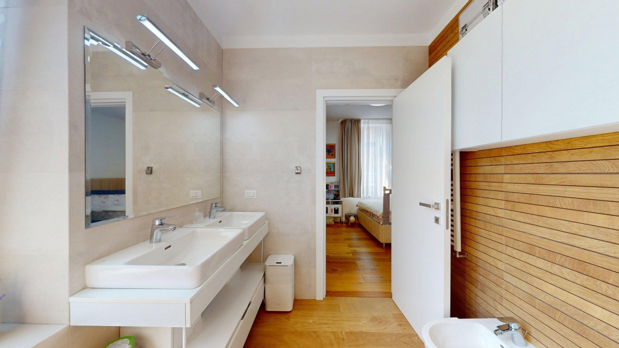 Apartament elegant 2 cam cu istorie, rafinament și facilități premium